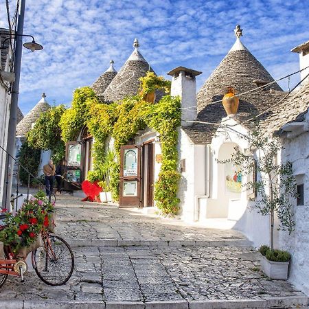 Вілла Trulli In Contrada Ночі Екстер'єр фото